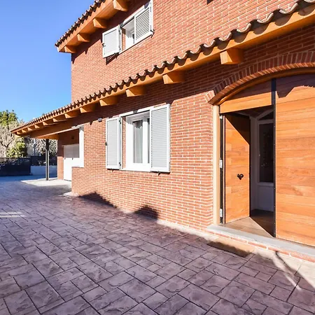 Apartamento Acogedora Con Entrada Independiente El Masnou